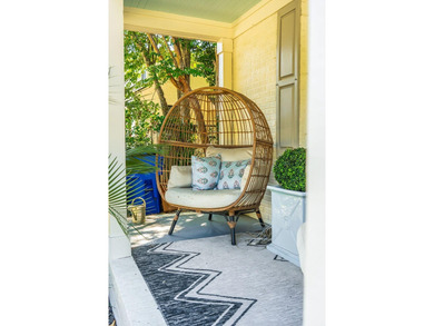 Welcome to 29 Campbell Drive, a truly one-of-a-kind designer - photo 9
