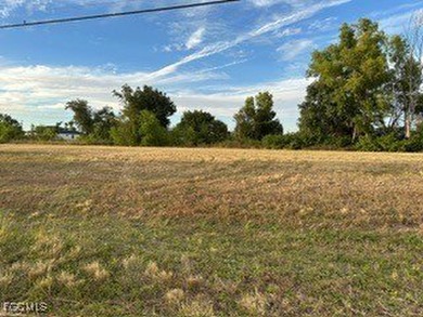 Fantastic opportunity! This lot is located in the beautiful - photo 9
