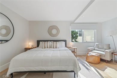 Welcome to 30 Reef #3 where ocean & canal views meet modern - photo 12