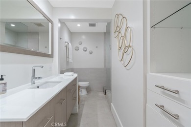Welcome to 30 Reef #3 where ocean & canal views meet modern - photo 16