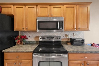 This is the best value in East Lake Village! This incredibly - photo 17