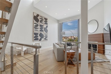 Welcome to 30 Reef #3 where ocean & canal views meet modern - photo 18