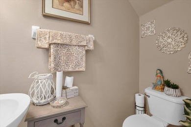 This is the best value in East Lake Village! This incredibly - photo 18