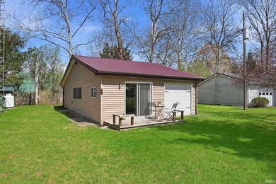 Imagine waking up to 264 feet of shimmering Rock Lake shoreline - photo 25
