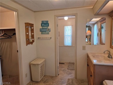 IMMACULATE & SPACIOUS! This fully-furnished double-wide is one - photo 29