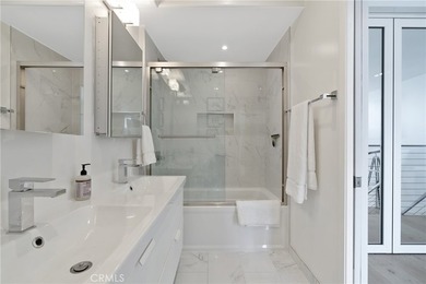 Welcome to 30 Reef #3 where ocean & canal views meet modern - photo 47