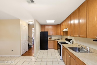 Very well-maintained, and offering a unique opportunity to own - photo 6