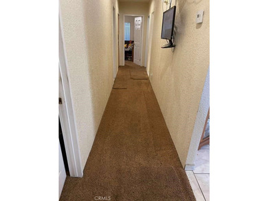 326 E Bishop - photo 9
