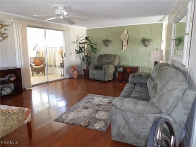 WELCOME to 301 Twig Court! This spacious and well-maintained - photo 7