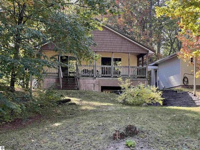 Your Up North Oasis Awaits on East Lake in KALKASKA COUNTY. Swan - photo 18