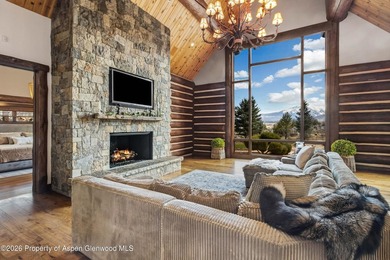 Discover a rare family compound opportunity set on 4.4 - photo 25
