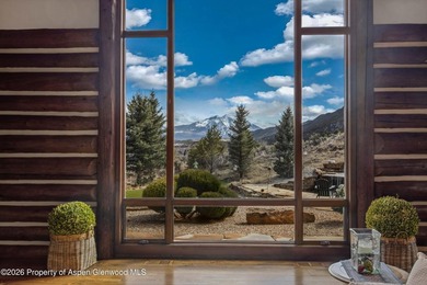 Discover a rare family compound opportunity set on 4.4 - photo 26