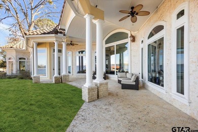 Elegant Mediterranean Estate Overlooking Lake Palestine - photo 28