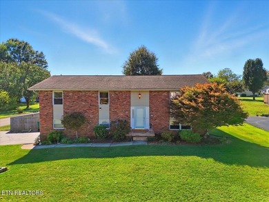 Fort Loudoun Lake Home Sale Pending in Lenoir City Tennessee