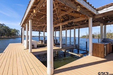 Elegant Mediterranean Estate Overlooking Lake Palestine - photo 34