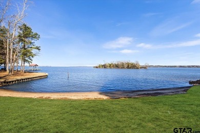 Elegant Mediterranean Estate Overlooking Lake Palestine - photo 40
