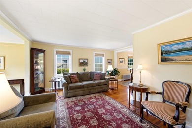 Opportunity awaits in this well-maintained home. The main level - photo 4