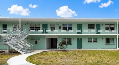 This just in! This spacious 2 Bedroom condo is waiting for its - photo 1