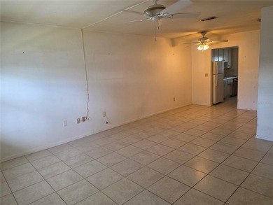 This just in! This spacious 2 Bedroom condo is waiting for its - photo 4