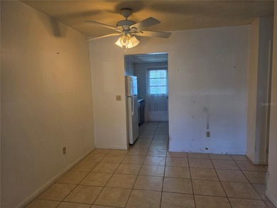 This just in! This spacious 2 Bedroom condo is waiting for its - photo 5