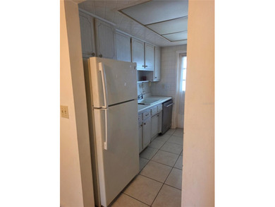 This just in! This spacious 2 Bedroom condo is waiting for its - photo 6