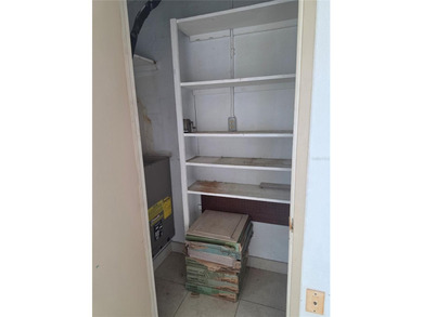 This just in! This spacious 2 Bedroom condo is waiting for its - photo 10