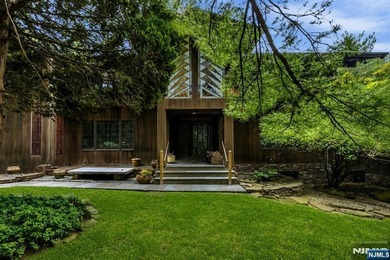 PREMIER LOCATION!! THIS HOME IS LOCATED ON ONE OF ALPINE'S MOST - photo 2