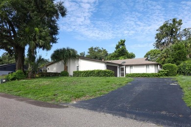 This 2 bedroom, 2 bathroom 1/2 duplex offers a functional floor - photo 3