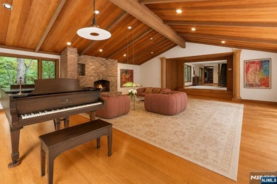 PREMIER LOCATION!! THIS HOME IS LOCATED ON ONE OF ALPINE'S MOST - photo 8
