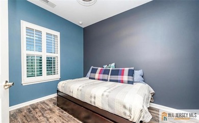 303 Bayside Ct - photo 4