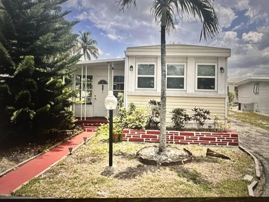 THIS IS A BEAUTIFUL SINGLE SIZE 2/2 MOBILE HOMES LOCATED IN A - photo 14