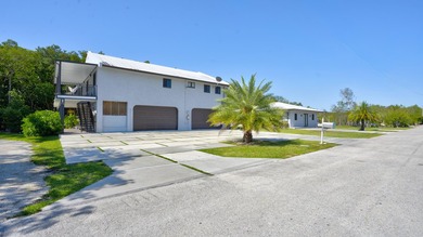 Huge Direct Oceanfront Compound -- One-of-a-Kind with 276-Foot - photo 5