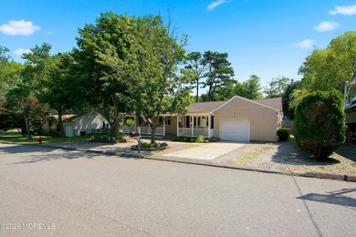 Welcome to this beautifully updated 3-bedroom 2 bath ranch in - photo 2