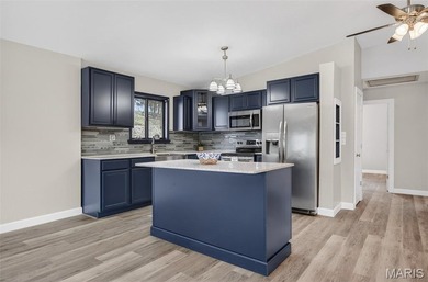 Vaulted ceilings, natural light, and quick lake access. This is - photo 7