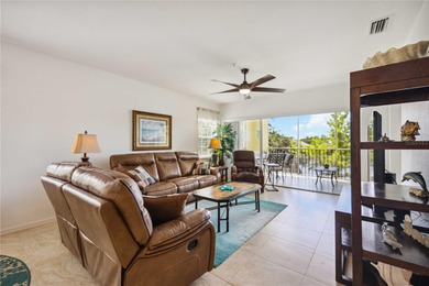 Welcome Home and Welcome to Heritage Oaks! This highly sought - photo 2