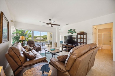 Welcome Home and Welcome to Heritage Oaks! This highly sought - photo 3