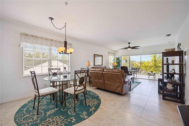 Welcome Home and Welcome to Heritage Oaks! This highly sought - photo 6