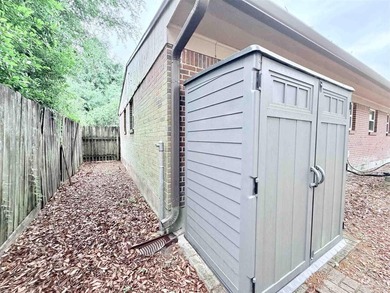 Conveniently Located in Northeast Pensacola, 1209 SF home 3/2 - photo 15