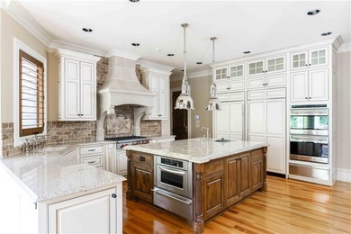SELLER MOTIVATED - PRICE IMPROVEMENT! Private French Country - photo 16