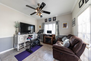 Custom-built Oceanside Colonial with 4 bedrooms, 2.5 baths and - photo 21