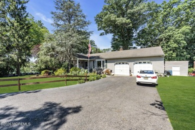 Travel down the long winding driveway to live your best life on - photo 3