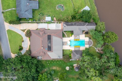 This is one of those homes that exudes quality and high end from - photo 48