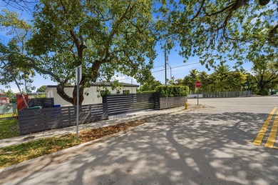 Completely renovated 4-bedroom home in the heart of Miami - photo 10