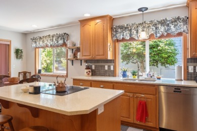 Golf Course Home - Manicured and Updated - photo 41