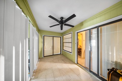 This spacious one-story villa is ideally located in the heart of - photo 13