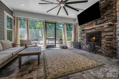 Stylish South Shore Sanctuary with Spectacular Outdoor Living - photo 15