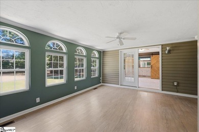 Welcome to 1 Brooke Lee Circle in Taylors, SC .... a beautifully - photo 20