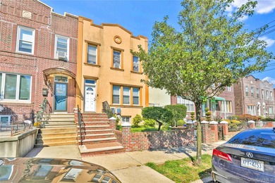 East River Home For Sale in Astoria New York