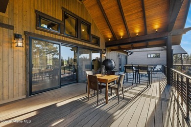 Experience refined golf course living in this newer Luxury - photo 23