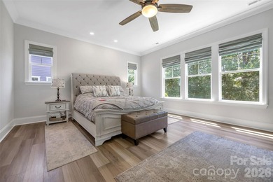 Stylish South Shore Sanctuary with Spectacular Outdoor Living - photo 24